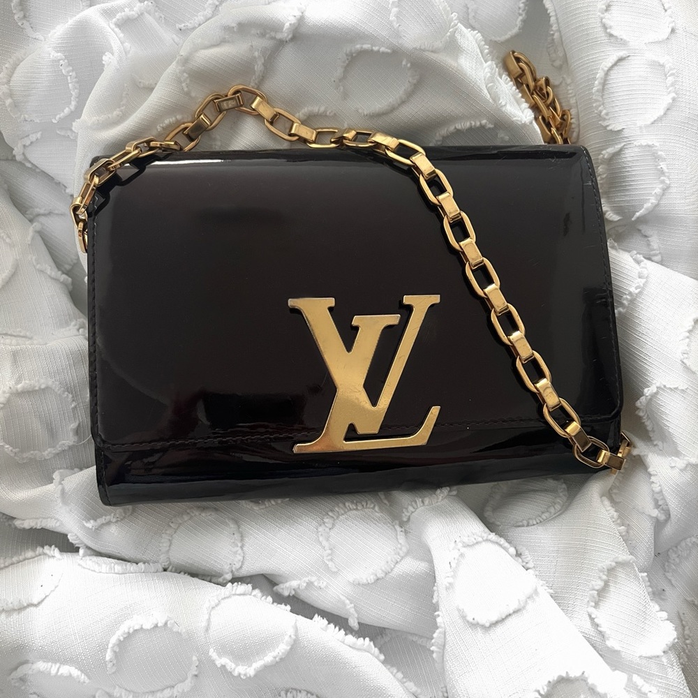 COPY - Louis Vuitton purse !!!